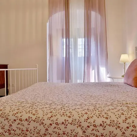 De La Juderia Ii Cordoba